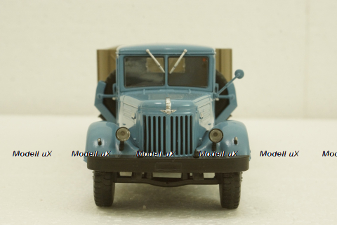 Маз-200В с п/прицепом Маз-5215, АвтоИстория 1:43