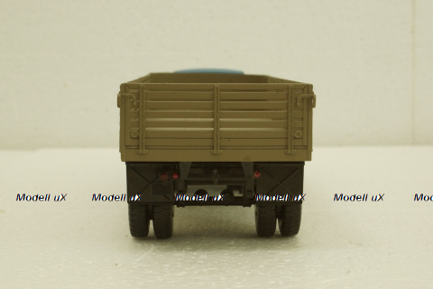 Маз-200В с п/прицепом Маз-5215, АвтоИстория 1:43