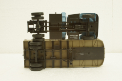 Маз-200В с п/прицепом Маз-5215, АвтоИстория 1:43