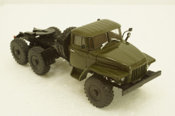 Урал-377С тягач хаки, АвтоИстория 1:43