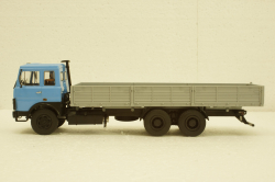 Маз-6303 бортовой 1985г, 100558, АвтоИстория 1:43