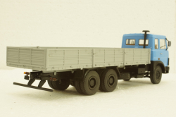 Маз-6303 бортовой 1985г, 100558, АвтоИстория 1:43