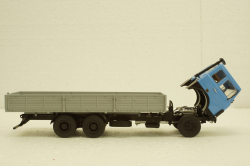 Маз-6303 бортовой 1985г, 100558, АвтоИстория 1:43