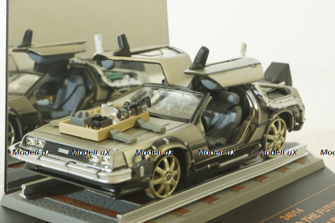DeLorean, Back toy the Future III, 24014, SunStar 1:43