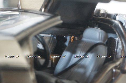 DeLorean, Back toy the Future III, 24014, SunStar 1:43