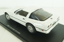 Chevrolet Corvette C4 1986 white, 71243, AutoArt 1:18