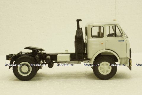 Маз-5428 тягач 1977г, серый, Н700, Наш Автопром 1:43