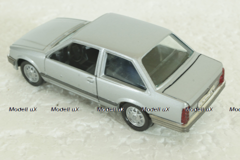 Opel Corsa, silver, Gama 1:43