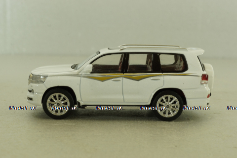 Toyota Land Cruiser 200 2016, TYT1201, Masdi 1:64