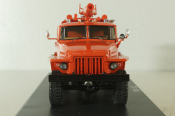 АЦ-40(375Д)-Ц1А модели ПМ-102А пожарная автоцистерна на шасси Урал-375Д 1974, красный, SSM1230, SSM 1:43