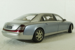 Maybach 62 Lwb 2005 Silver/Blue, 76163, AutoArt 1:18