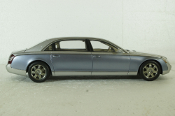 Maybach 62 Lwb 2005 Silver/Blue, 76163, AutoArt 1:18