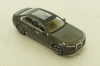 BMW i7 xDrive60, grey, MGT00618-CH, MiniGT 1:64