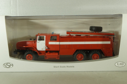 АЦ-7,5-40 пожарная автоцистерна на шасси Урал-4320 с бел. Полосами 1980, SSM1228, SSM 1:43