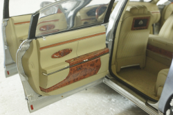Maybach 62 Lwb 2005 Silver/Blue, 76163, AutoArt 1:18