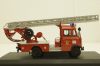 Mercedes L 319 "Feuerwehr" mit  Drehleiter DL 18, 02807, Schuco 1:43
