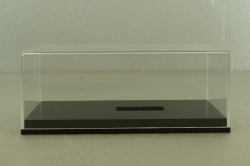 Бокс для моделей 1:64, размеры 12х5,5х4 (д*ш*в) черная подставка