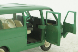 Раф-2203, зеленый, Тантал/Радон 1:43