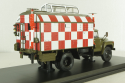 СКП-11(130) Стартовый командный пункт на шасси Зил-130 хаки, военный, SSM1587, SSM 1:43 Уценка