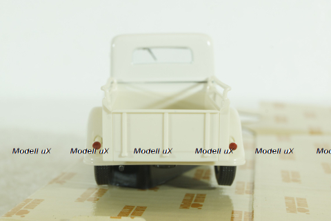 Газ-М415, белый, Н552, Наш Автопром 1:43 Уценка!