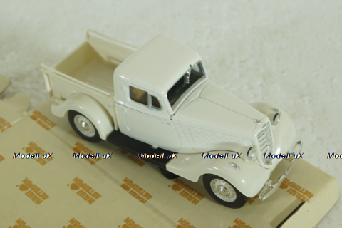 Газ-М415, белый, Н552, Наш Автопром 1:43 Уценка!