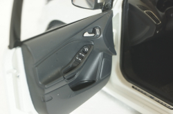 Ford Focus RS, 2016, white, 72951, AutoArt 1:18