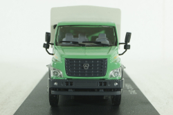 Газон Next C41R11 бортовой с тентом, зел/сер, Н232, Наш автопром 1:43