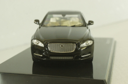 Jaguar XJ (X351)  2009 amethyst black, IXO 1:43