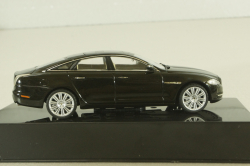 Jaguar XJ (X351)  2009 amethyst black, IXO 1:43