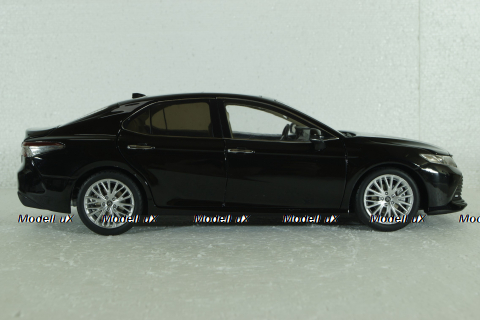 Toyota Camry (XV80) 8-generation, 2018 black, Paudi 1:18