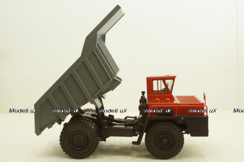 Белаз-7540 карьерный самосвал, красный/серый, Н004, Наш Автопром 1:43