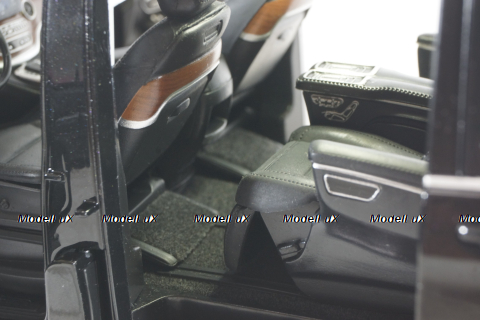 Mercedes V260L MPV(W447) 2023, Black, V-Class, QALCN89911150, Mercedes Dealer Edition 1:18 