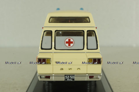 Зил-118КА Специализированная Скорая Помощь (с полным интерьером), 111903, DiP Models 1:43