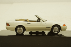 Mercedes SL500 R129, 1990 white, CLC195, IXO 1:43