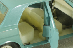 Газ-24, такси серо/голубая, Тантал/Радон 1:43