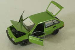 Ваз-2109 короткое крыло, зеленый, октябрь 92г., Тантал/Радон 1:43
