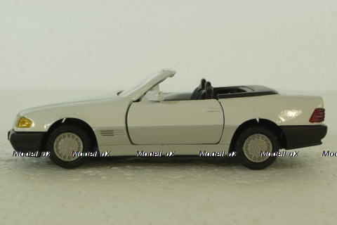 Mercedes SL500 (R129), Gama 1:43