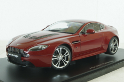 Aston Martin V12 Vantage, 2-010, red, 70208, AutoArt 1:18