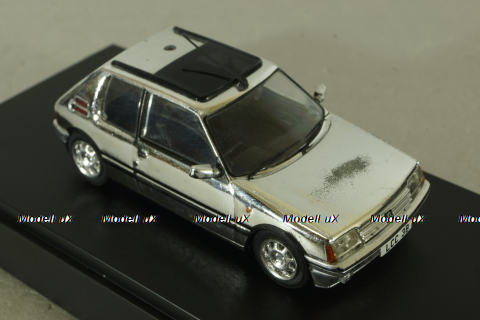 Peugeot 205 GTI 1.9 VA12705, Vanguards 1:43