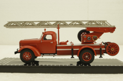 Зис-150 Пожарная, из к/ф "Малыш и Карлсон который живет на крыше" СССР, 1971г., TruckTyr 1:43