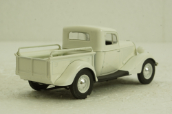 Газ-М415, белый, Автолегенды СССР 1:43