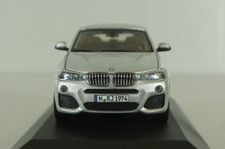 BMW X4 (F26) 2015, silver, Herpa 1:43