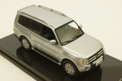 Mitsubishi Pajero Wagon 4 2008, Silver, SunStar 1:43