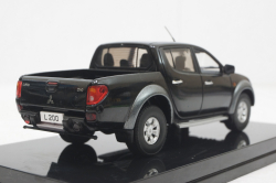 Mitsubishi L200, blue, SunStar 1:43