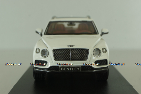 Bentley Bentayga V8 2016, white, Kyosho 1:43