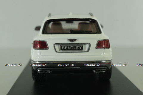 Bentley Bentayga V8 2016, white, Kyosho 1:43
