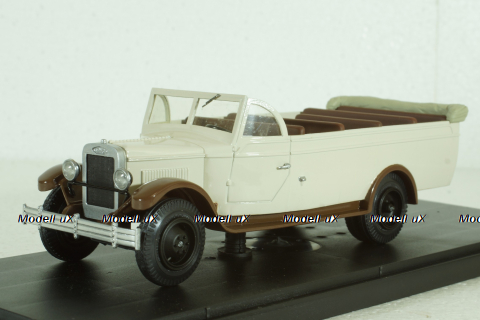 Зис-Мату, открытый, бежевый, Miniclassic 1:43