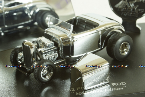 Ford Hot Rod 2000, 2253, Universal Hobby 1:43