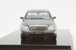 Maybach 57 SWB 2003 grey, 56153, Auto Art 1:43