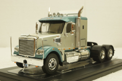 Freightliner Coronado 2008 Silver/Green, TR172,  IXO 1:43